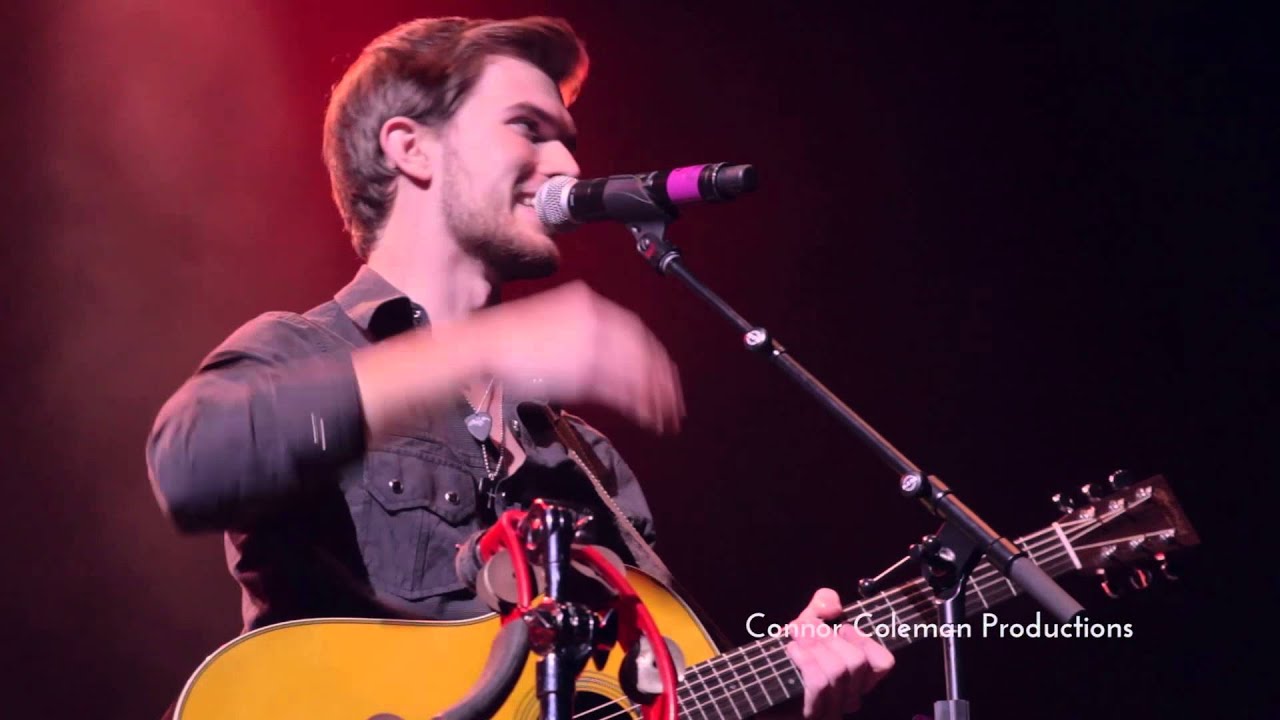 Christian Porter at Mohegan Sun Arena 12/5/13