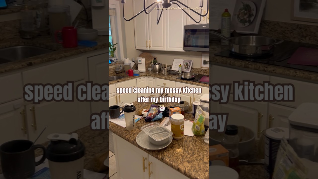 Kitchen speed cleaning motivation! clean my messy house with me #cleaningmotivation #kitchencleaning