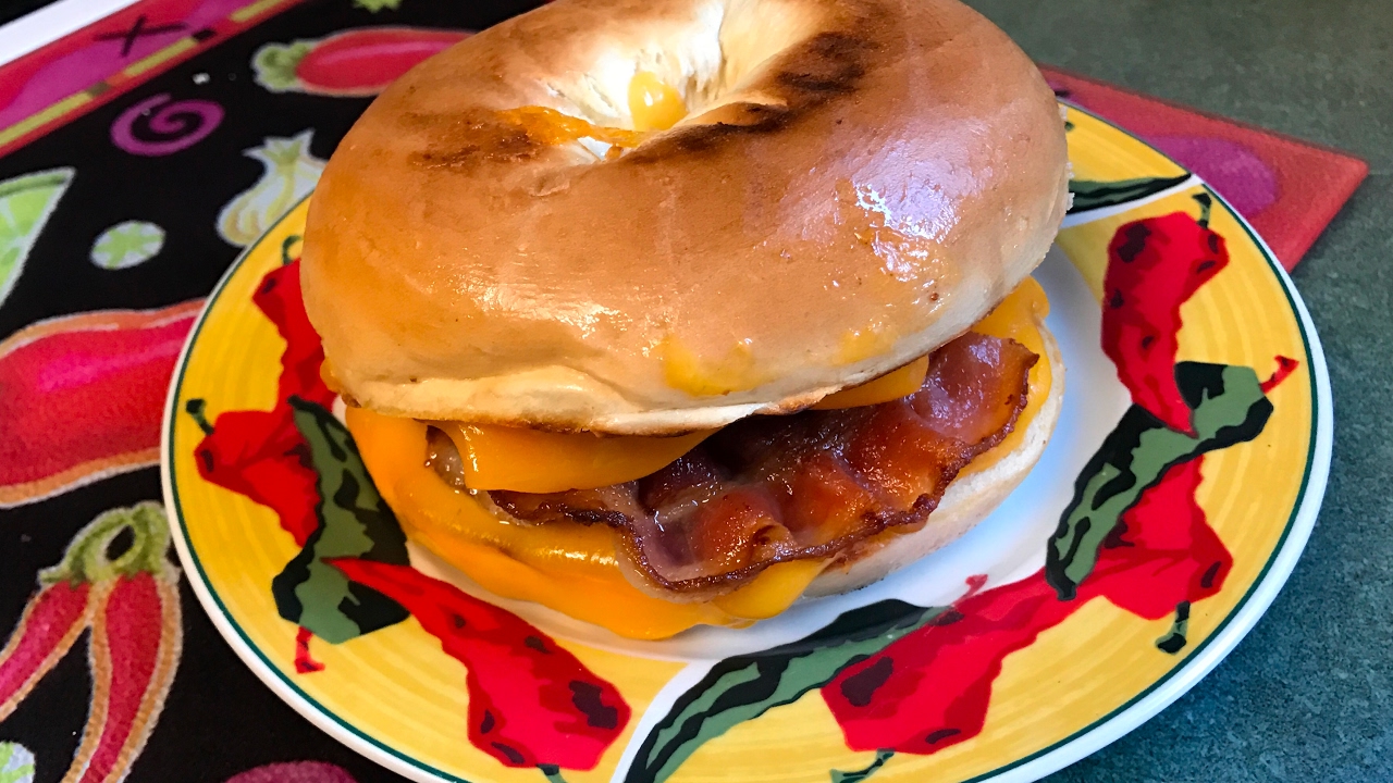 Range Mate Microwave Bacon & Cheese Bagel