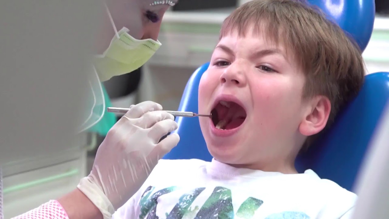 HALLOWEEN AT THE DENTIST