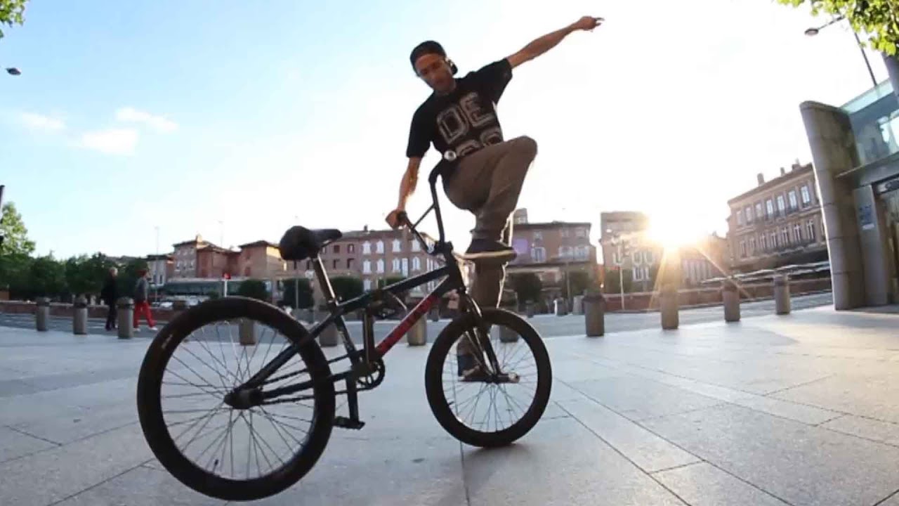 Albigeoisie : BMX Flatland with Thomas Noyer & Jean William Prévost circa 2015 ** REPOST **