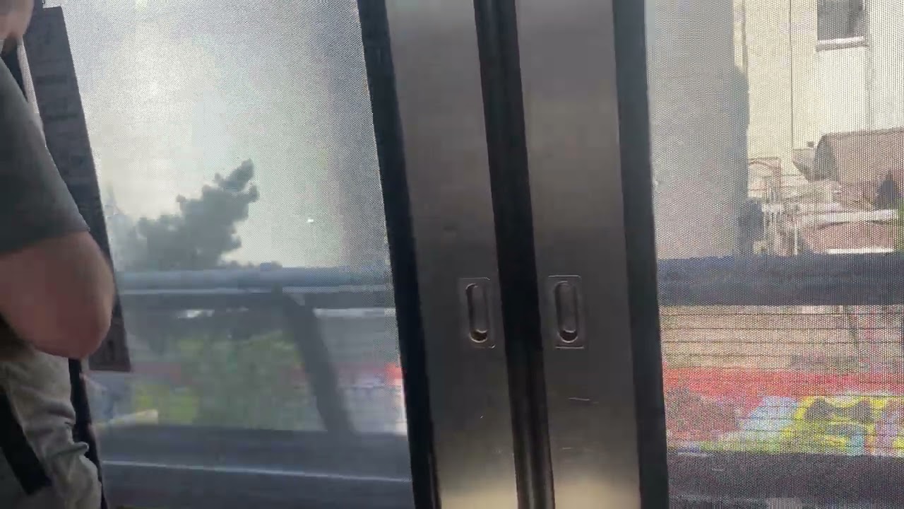 Viaje entre Rodrigo de Araya ñuble ￼ ￼NS 93,  2057 publicidad de Stranger Things
