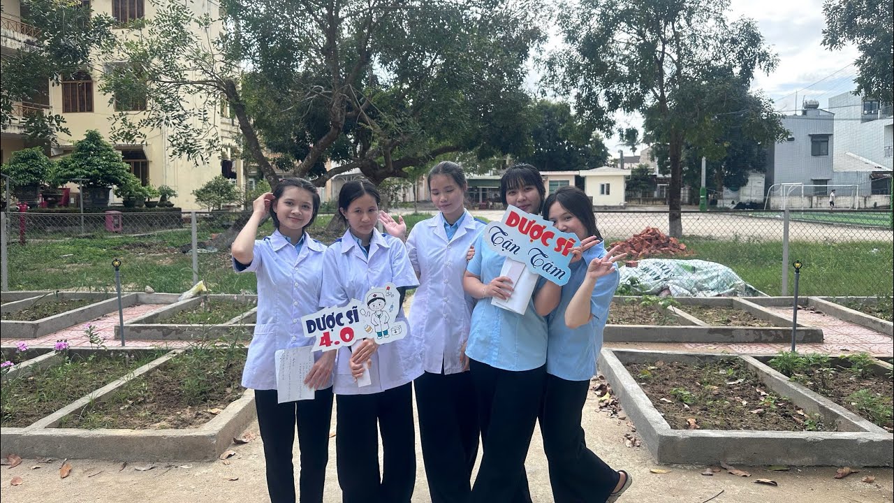 Sáng Tạo Clip Về Ngành Họccc