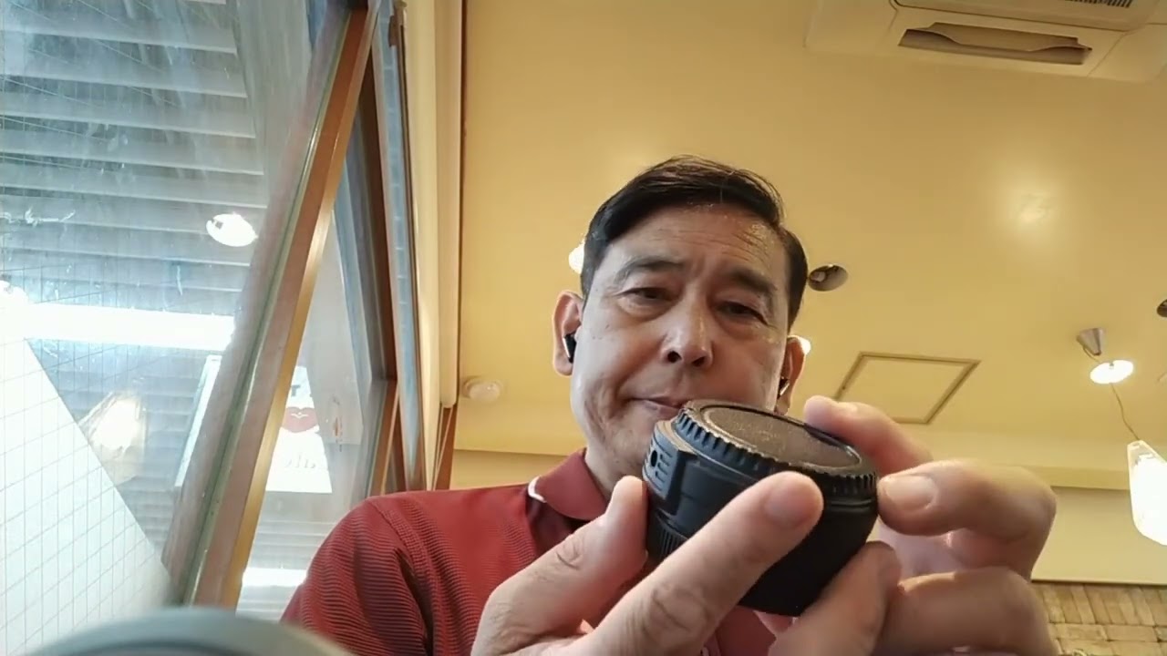R10に取り付けるマウントアダプターを購入しました。