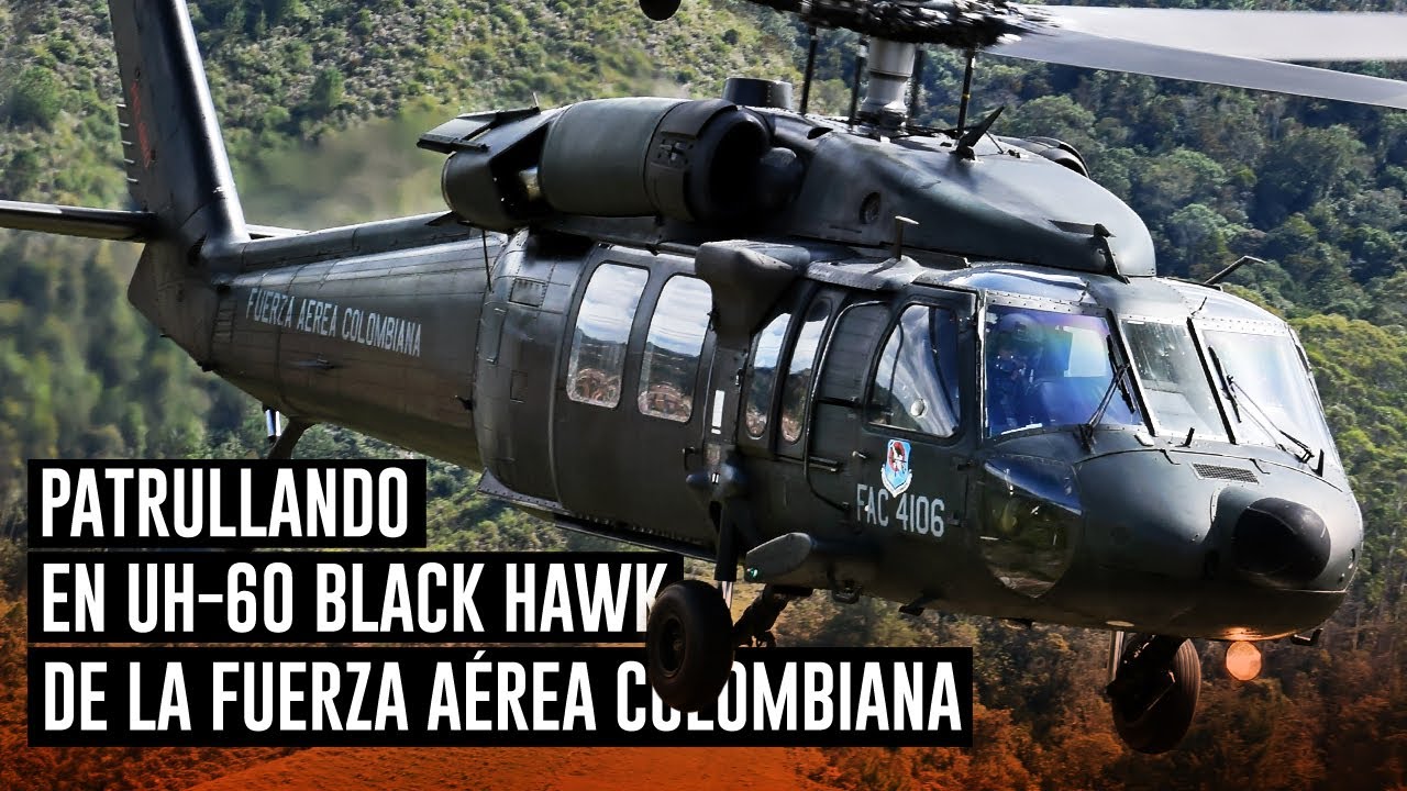 Patrullando en un UH-60L Black Hawk de la Fuerza A&eacute;rea Colombiana