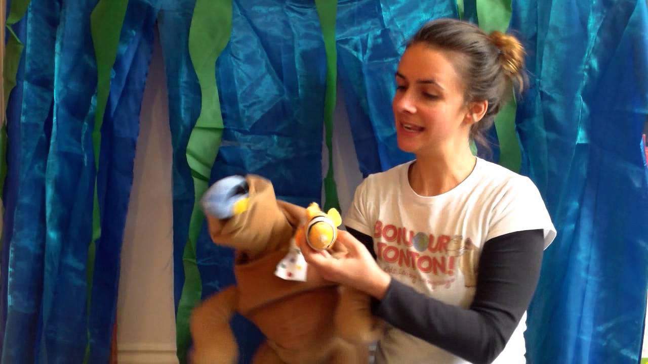 Les petits poissons dans l'eau - Fun French songs for kids