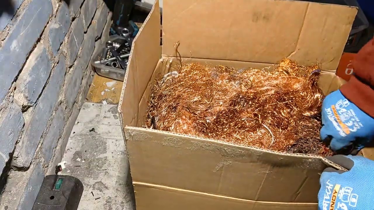 ПОСЫЛКА БЫЛА ОТПРАВЛЕНА В METALLEO PACKING СКОЛЬКО КИЛОГРАММОВ ВЕСОВАЛА?