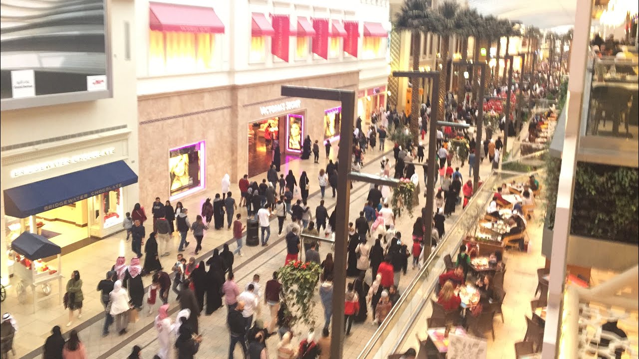 احتفالات الافنيوز بالعيد الوطني   2019 Avenues celebrations of the National Day