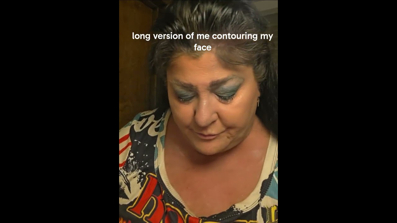 Contouring, blush and bronzing my face. 