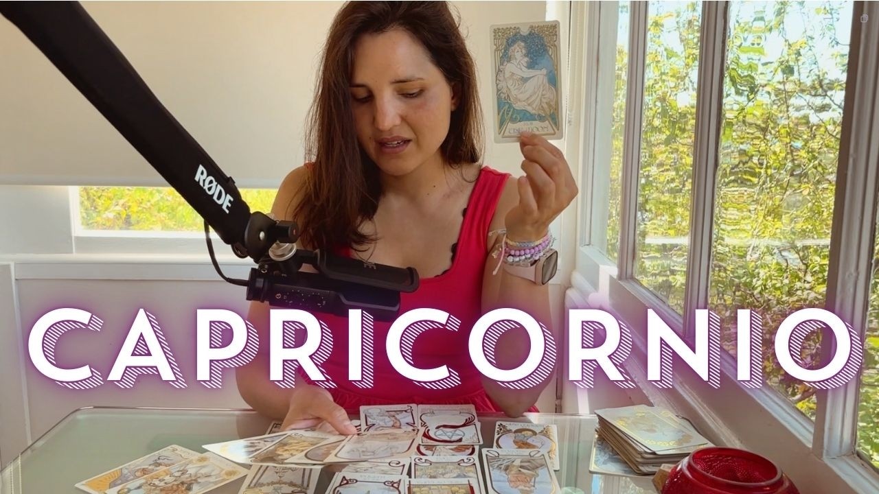 CAPRICORNIO♑Esta Persona Tiene Muchas Cosas Que DECIRTE💘🫂❤️‍🩹