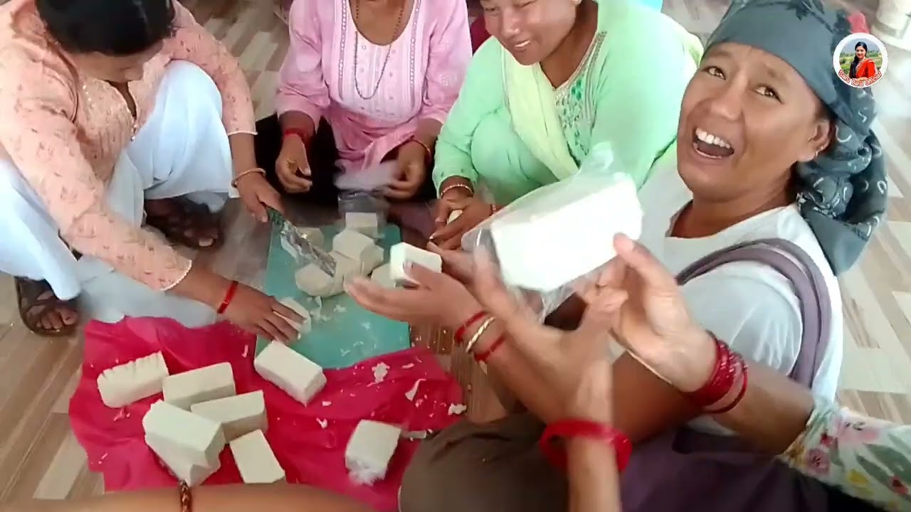 व्यवसायिक साबुन बनाउने तालिमकाे तेस्रो दिन।