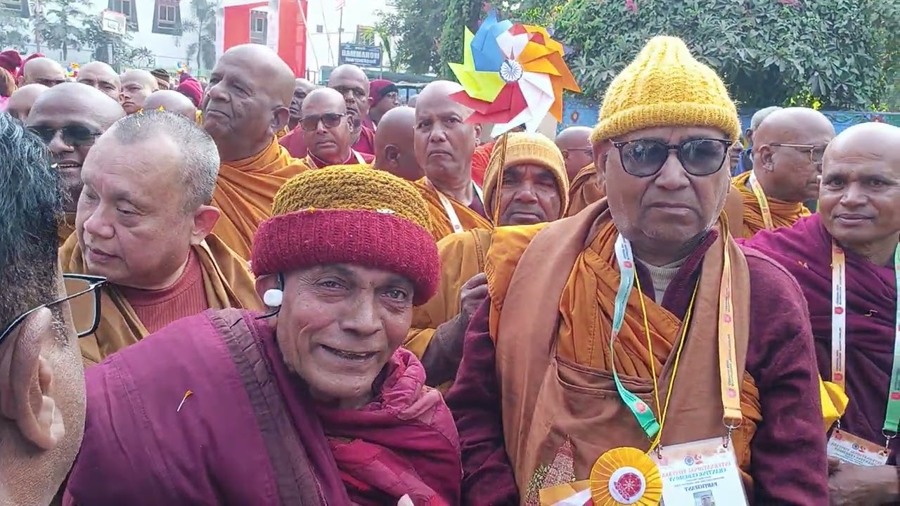 दिनांक.. 2 12  2025 बोद्ध गया येथील भिखू संघाची रॅली 