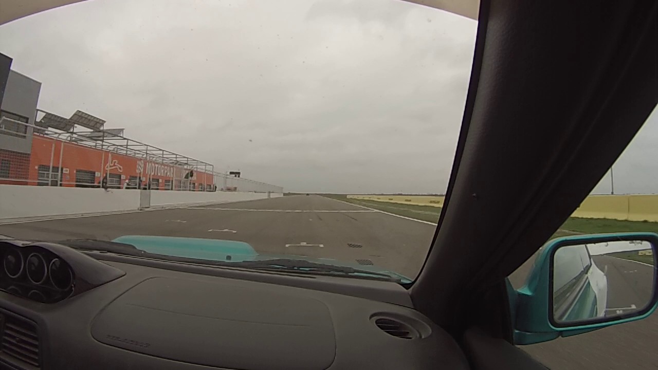 Subaru impreza gc8 STI  track day with bad bald tires ...