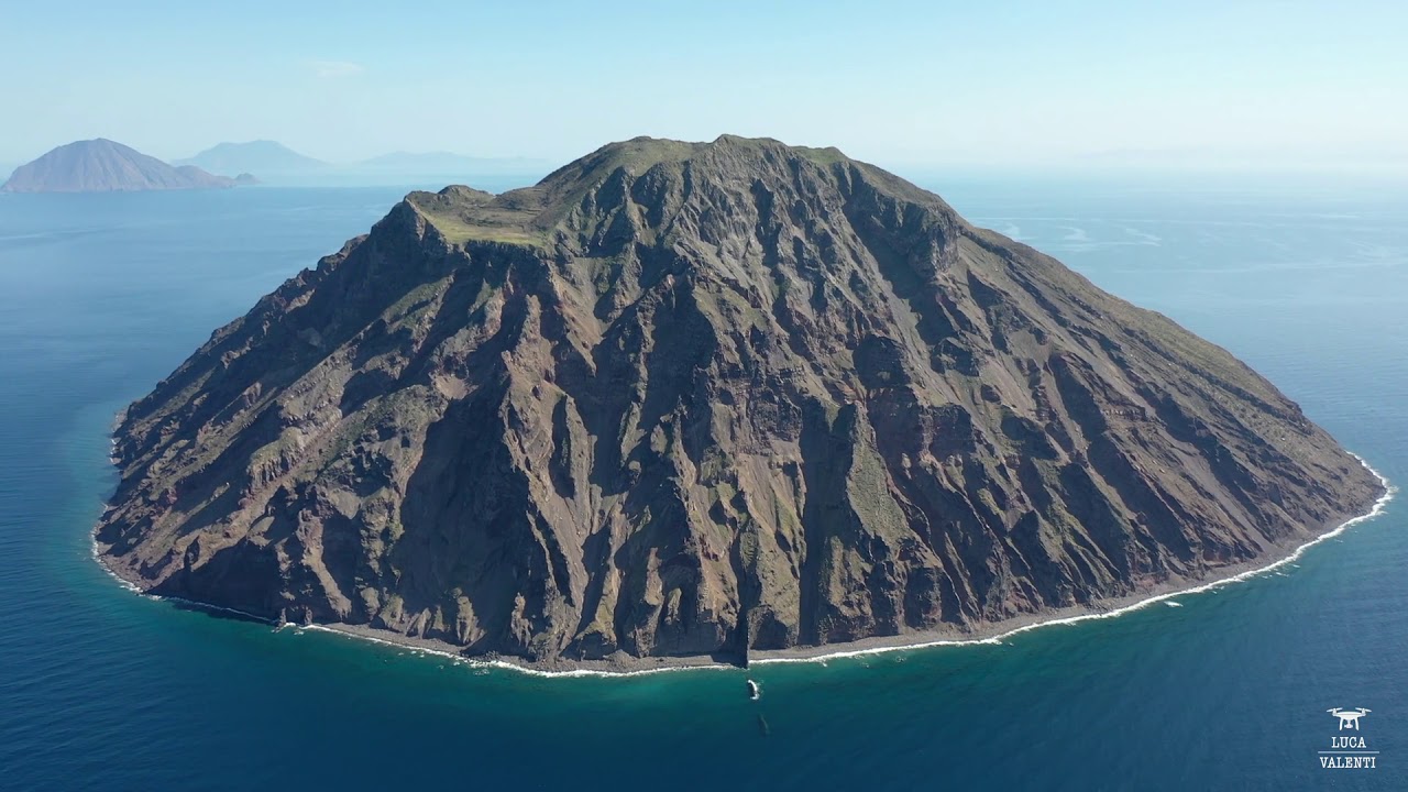 ALICUDI - ISOLE EOLIE Aeolian Islands