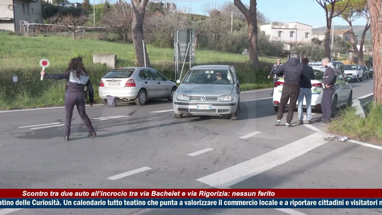 Scontro tra due auto all'incrocio tra via Bachelet e via Rigorizia - TG News Abruzzo del 24/02/26