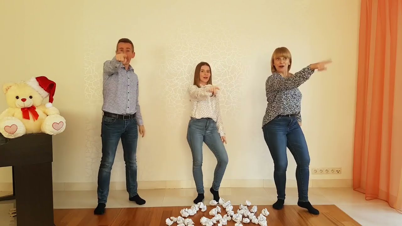 Bitwa śniegowa - sł. i muz. Monika i Artur Szwejda