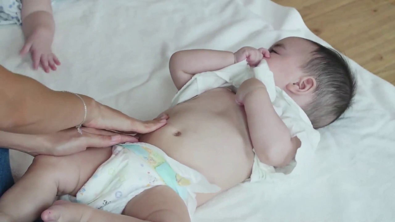 นวดท้องลูกน้อยลดอาการท้องอืด โคลิก