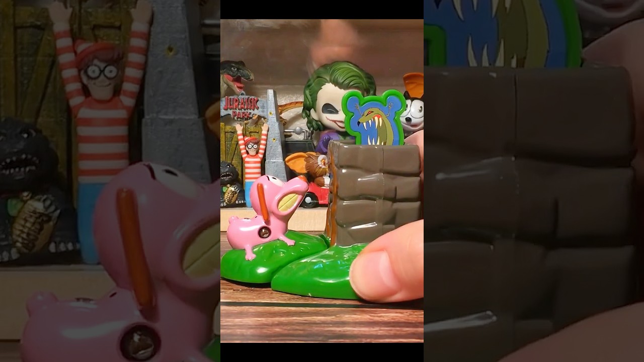2003 COURAGE THE COWARDLY DOG SCARY WELL LAUNCHER SUBWAY KIDS MEAL TOY #90s #cartoon #shorts