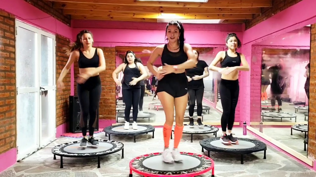 Bobo j balvin REMIX ELECTRONICA ornella Gallo jump vans jumping fitness fit mini tramp jumpers