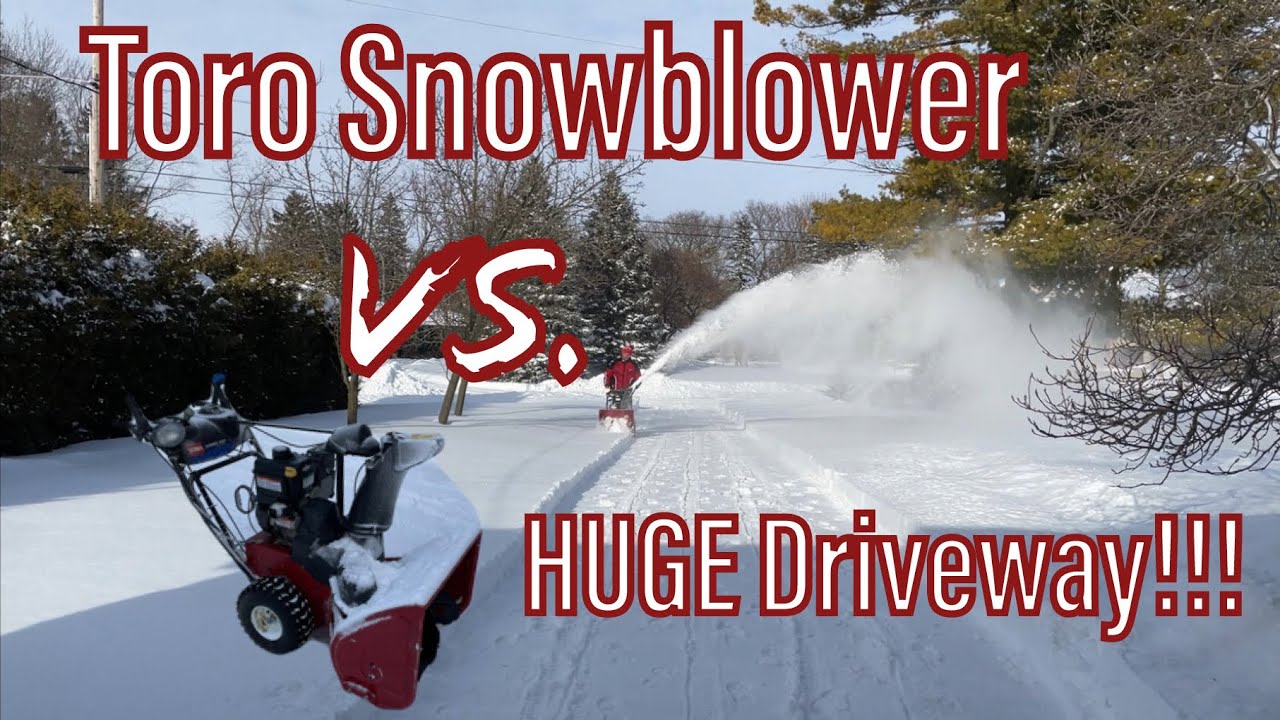 Blowing snow with the Toro Power Max 826 OXE Snowblower!