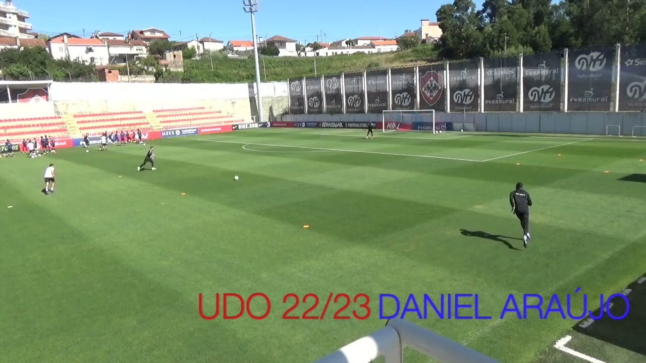 Treino Específico de guarda-redes - Cruzamento (largo) | U.D. Oliveirense 22/23 | Daniel Araújo
