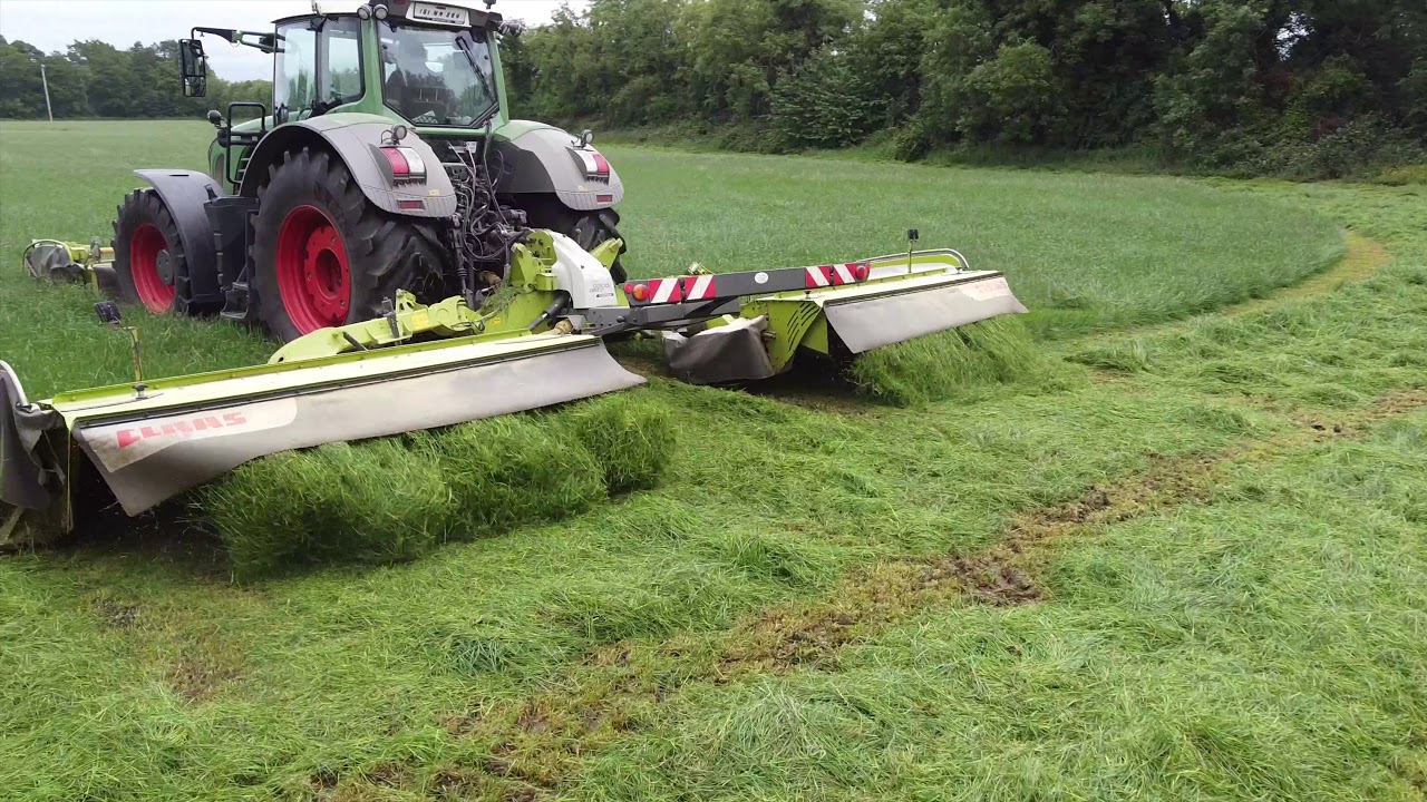Fendt 939 With Triple Mowers Field No 2