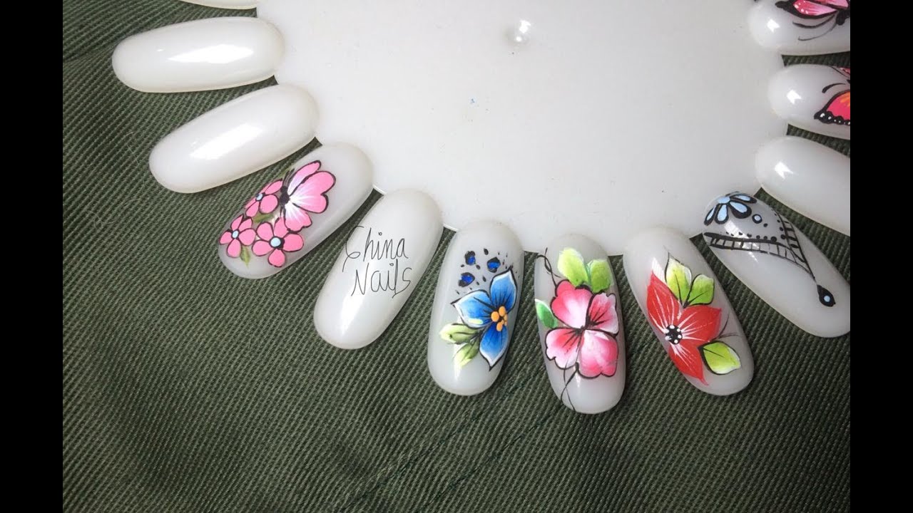 decorado de uñas idea con flores