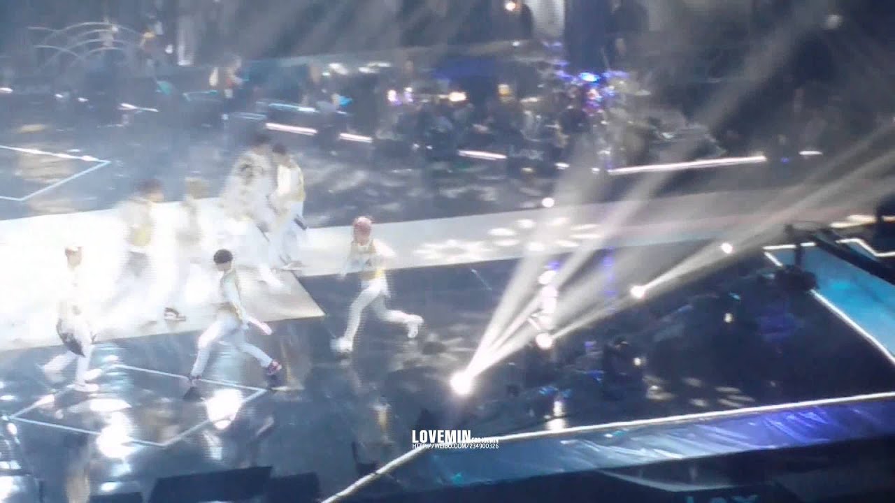 140406 Peace & Love & Friendship Concert EXO - WOLF