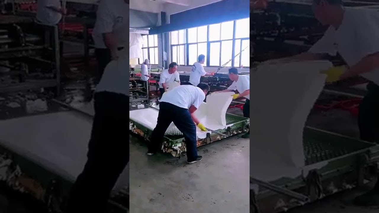 Latex mattress demoulding process- Good tools and machinery make work easy