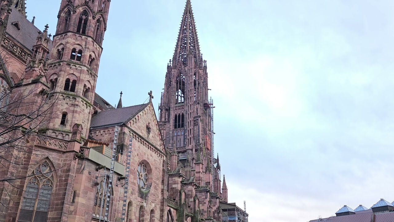 Freiburg i. Breisgau (FR) kath. Münster zu unserer lieben Frau : Glocken 12 10 9 7 5 3 und 2