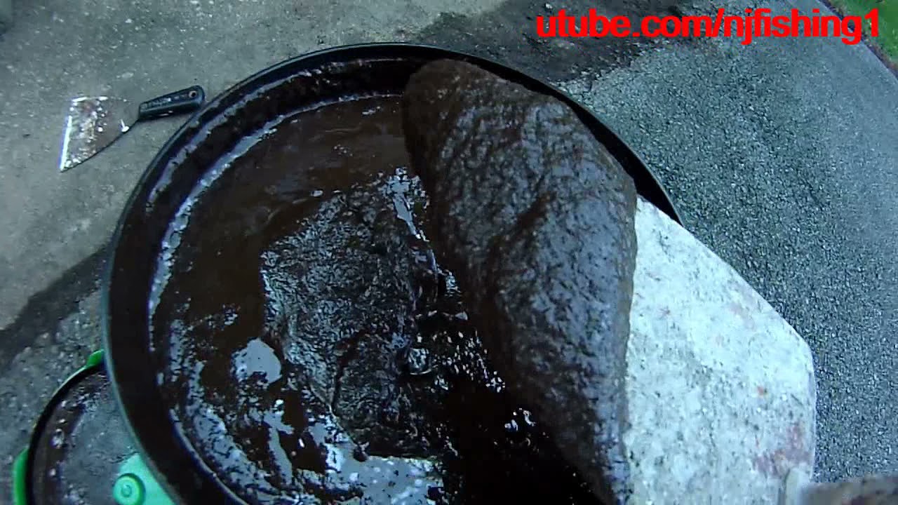 My driveway is becoming a weeds and algae jungle- 6 easy steps DIY repair (2 of 4)