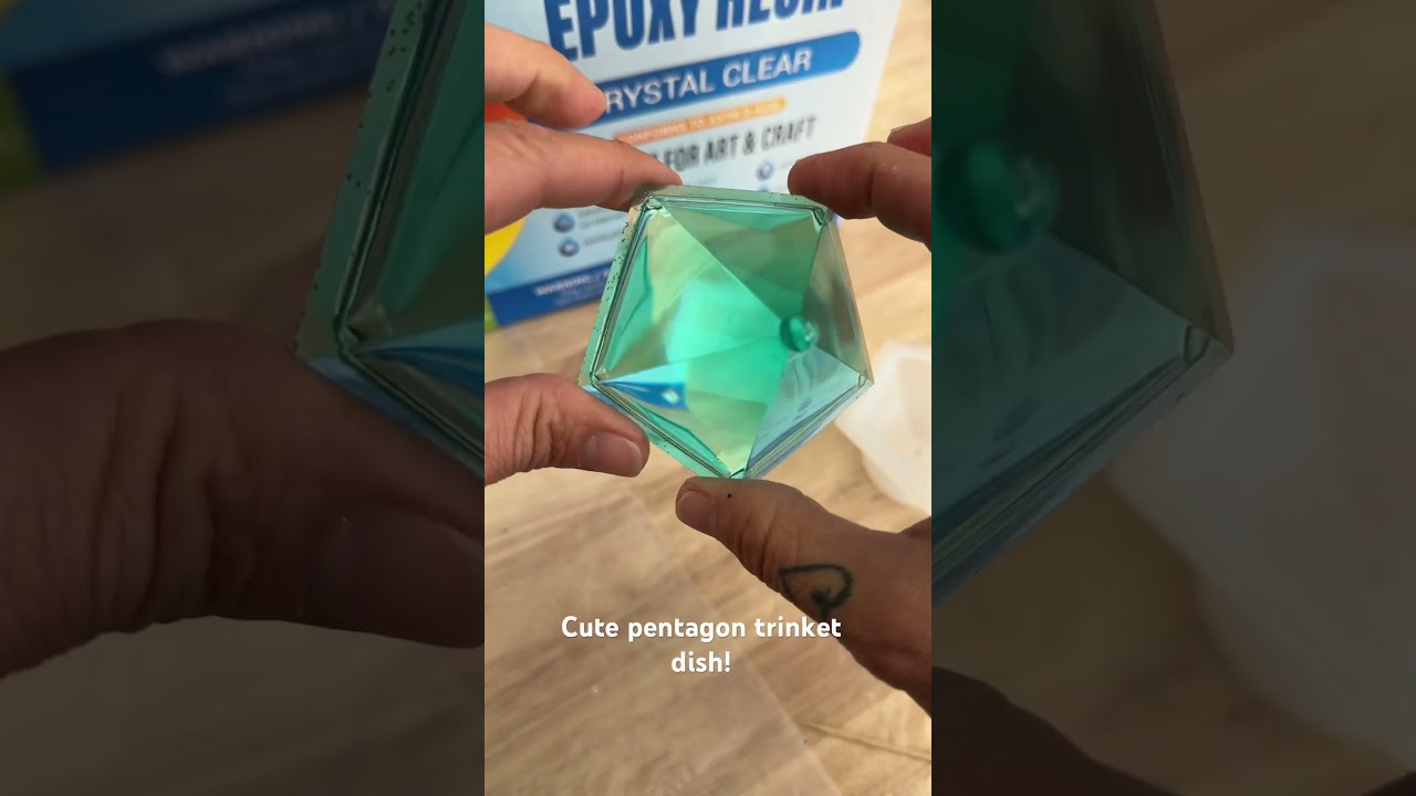Ask me for details on this crystal clear resin and ink! #poxy_princess #epoxy #resin #resinart