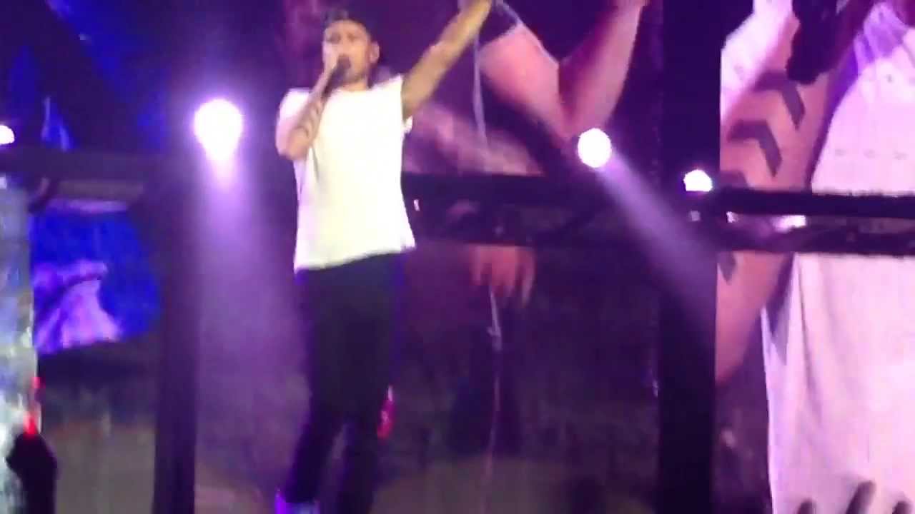 One Direction - Best Song Ever (Perth 28.9.13)