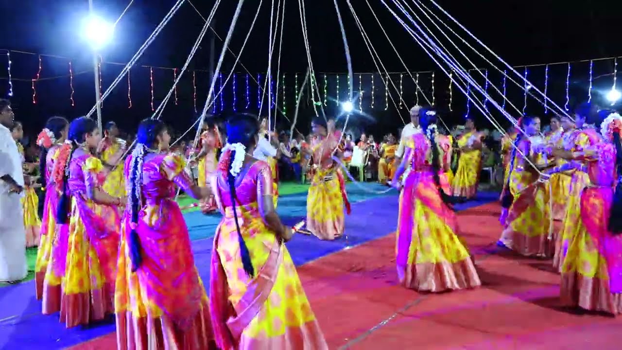 జడ కోలాటం గోకుల కృష్ణ సాంగ్ ప్రదర్శన ఇష్నా దాండియా రాస్ బృందం సత్యనారాయణ పురం #ishna #dandiya #raas