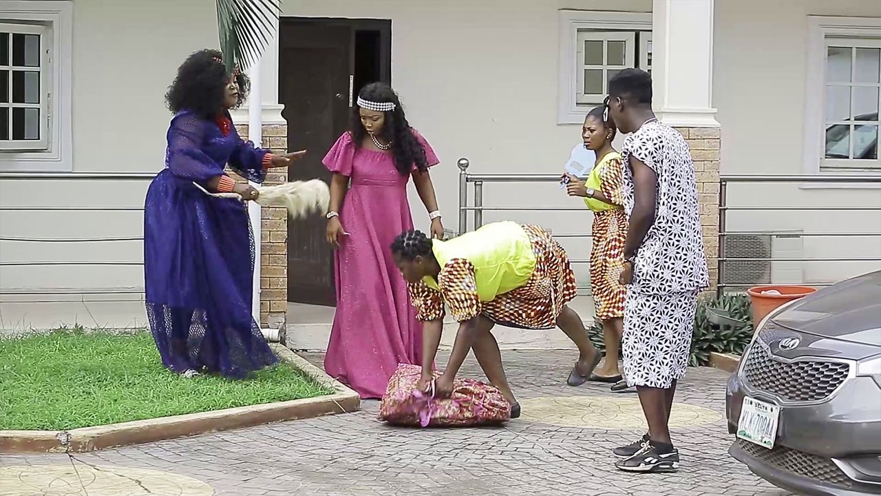 LA MAID HUMILIÉE PAR TOUS DEVIENT LA REINE DU PALACE FILM NIGÉRIAN EN FRANÇAIS