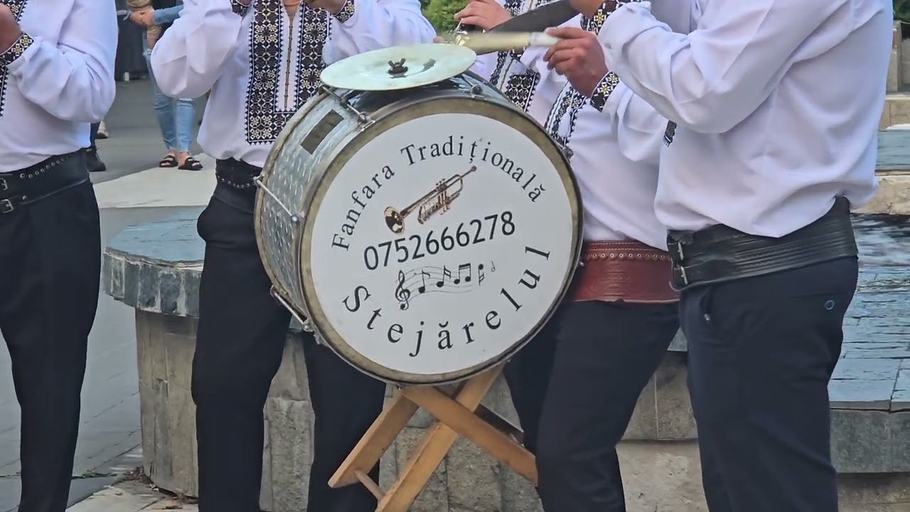 Fanfara Tradițională Stejărelul - Pietonalul Unirii Botoșani