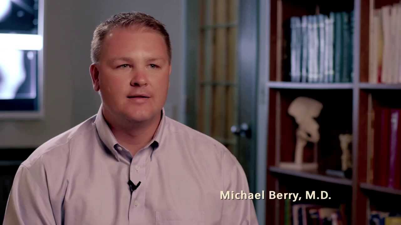 About Quad City ORA Orthopedics' Spine Surgeon, Dr. Michael Berry