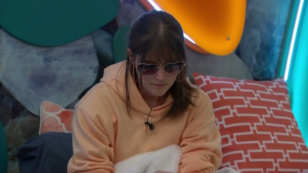 Sarah Beth Asks Tiff For Help | Big Brother 23 Live Feeds