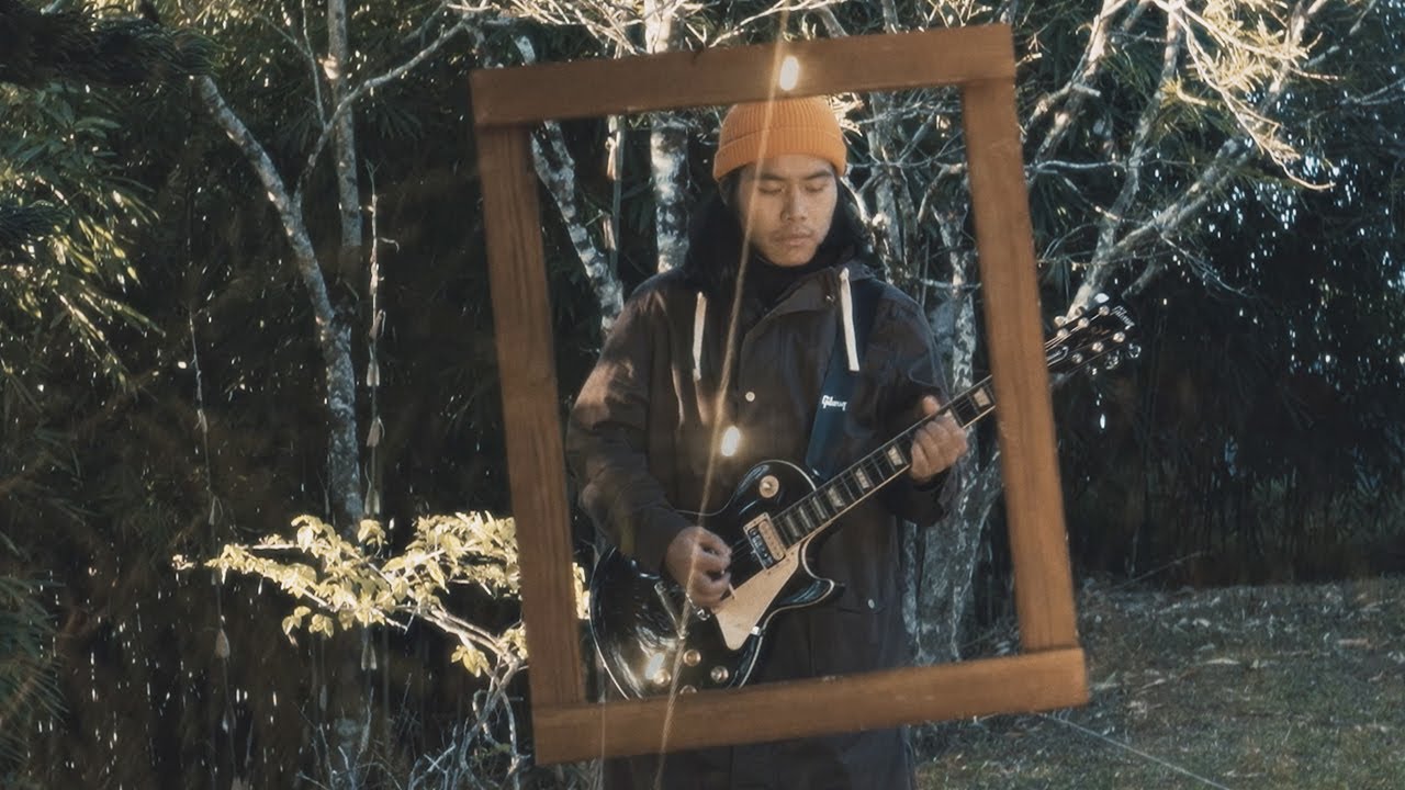 EVERYTHING IS SAD, EVERYONE IS LONELY | AVORA RECORDS | OFFICIAL MV