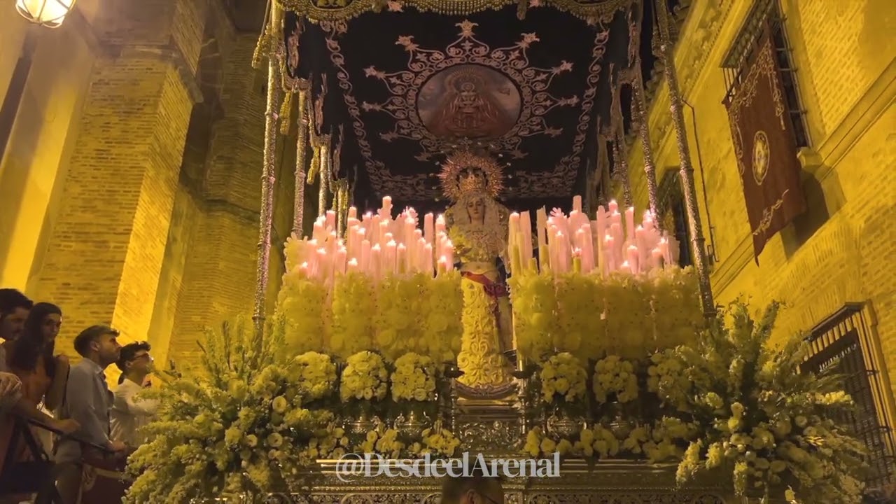 Magna Carmona | Virgen de la Esperanza | Salida desde Santa María