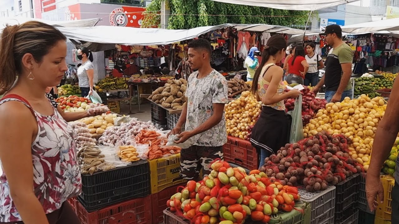 ACOMPANHE AS FEIRAS DE RUA DO NORDESTE. TUDO POR REAL!
