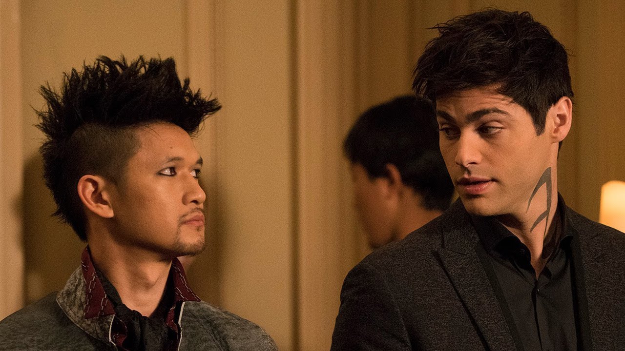 Shadowhunters Producers TEASES Hope For Revival & Possible Crossover