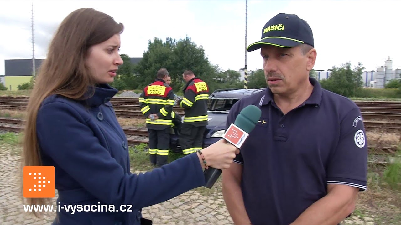 Také drážní hasiči někdy bojují s plameny