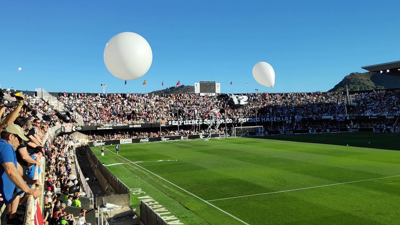 FC Cartagena 2-0 RM Castilla. Grito vikingo e himno a capella
