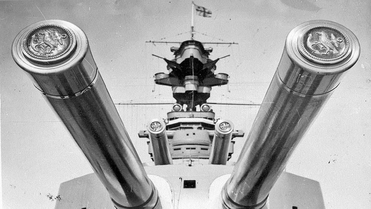 Battlecruiser HMS Hood