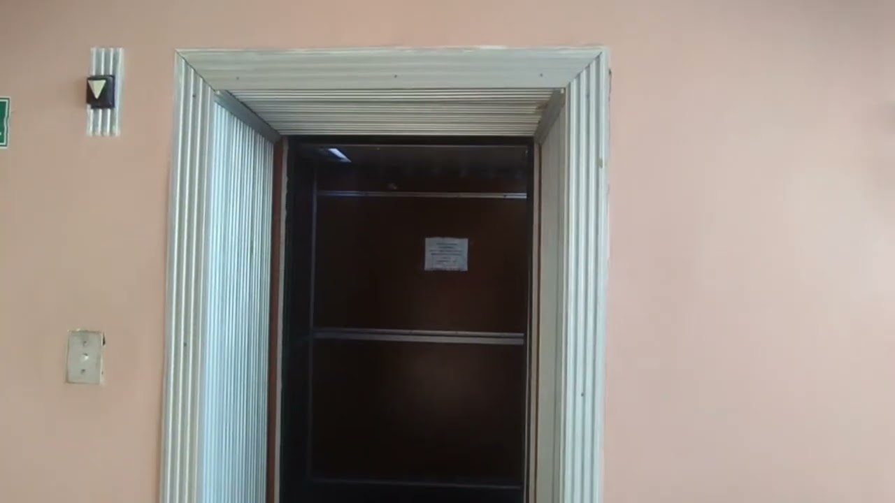Лифты-тонники (КМЗ нач. 1980х г.) Г/П 1000 кг. 13 чел.