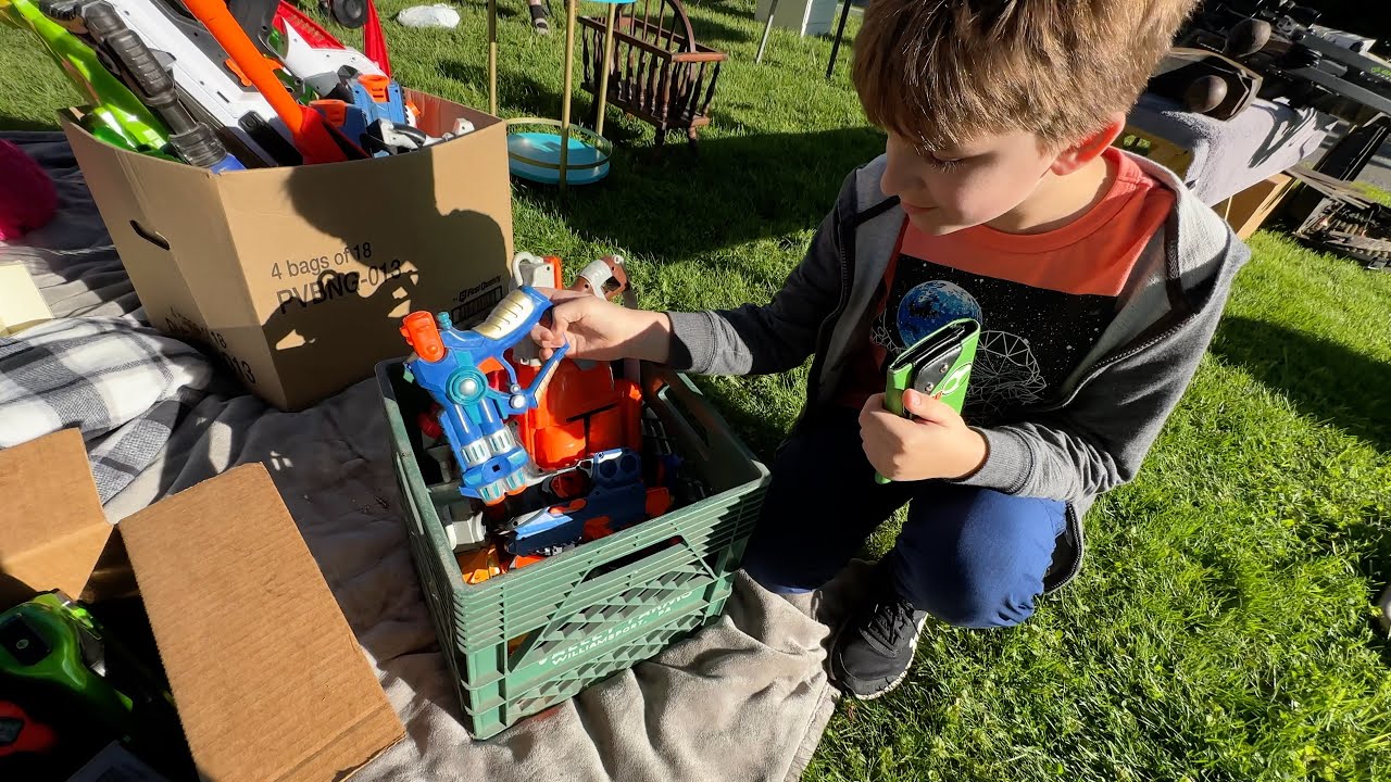 Getting Insane Deals at Community Yard Sales