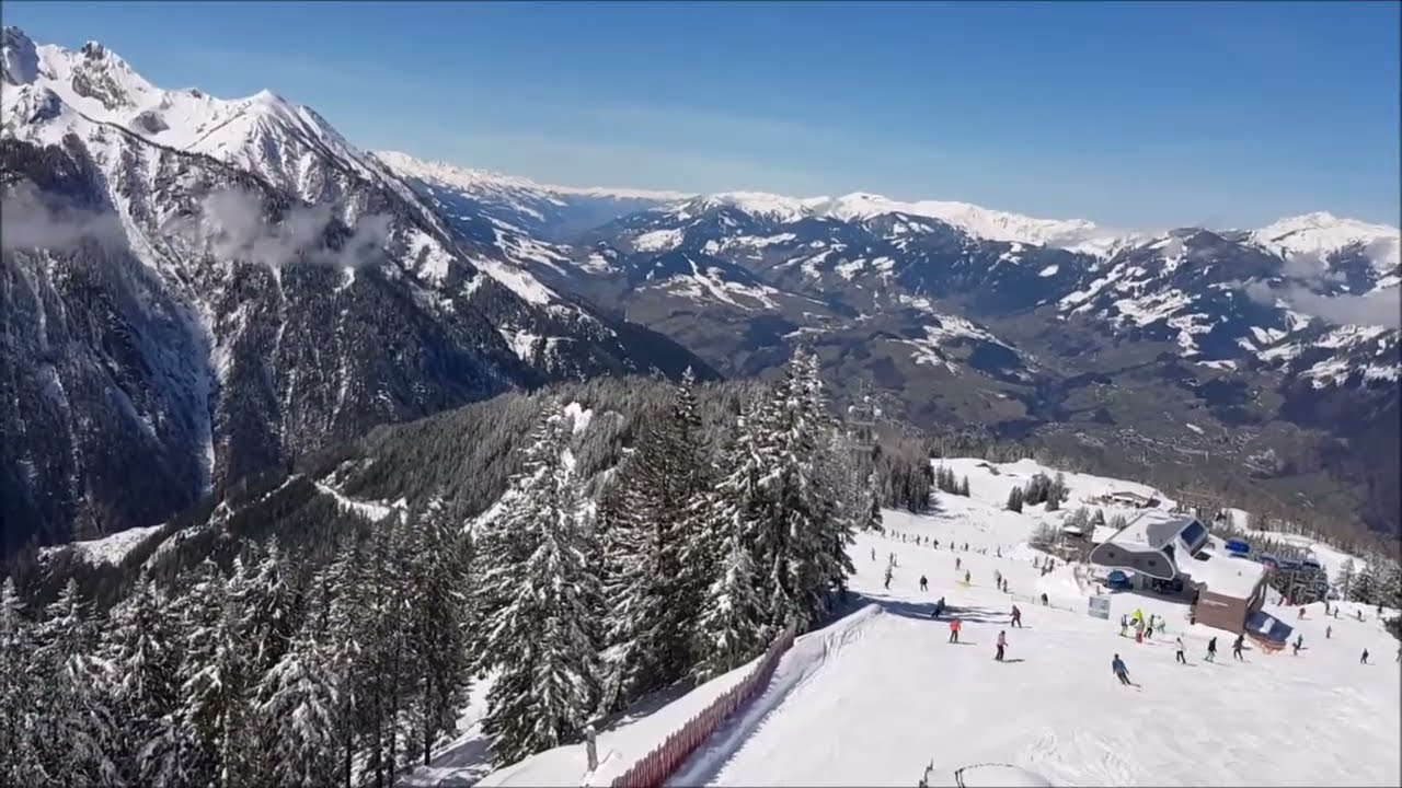 Skifahren in Alpendorf St. Johann - 1
