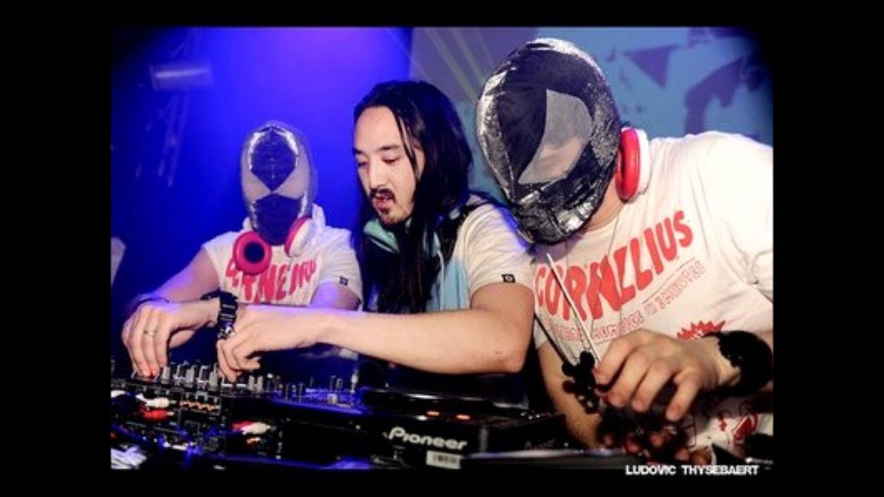 The Bloody Beetroots VS. Daft Punk - AeroBeetroots/