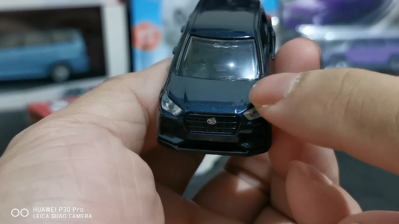 Ep. CVII Daihatsu Rocky by Tomica